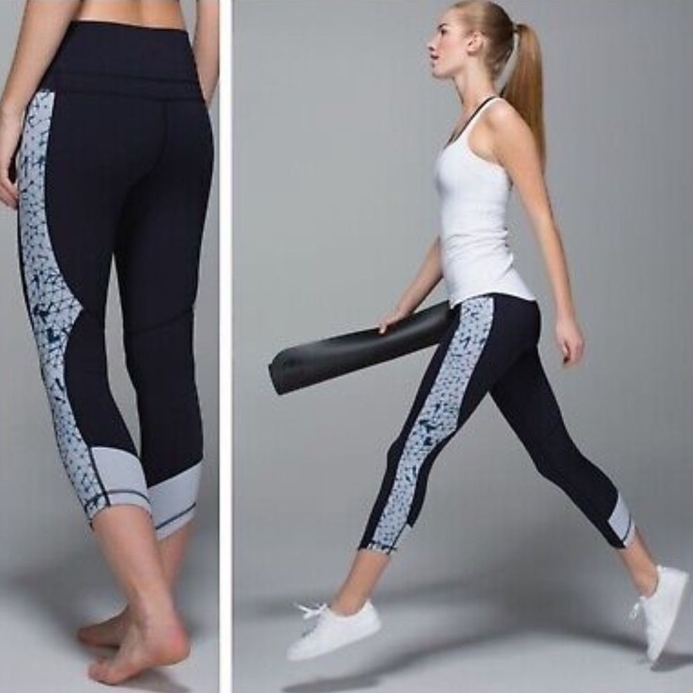 Lululemon Retreat 7/8 Pant Naval Blue / Star Crushed Silver Fox Deep Navy